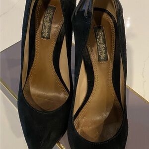 Elegant Black Women's suede pumps